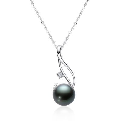 Sterling Silver Luxurious Round Cut Black Cultured Pearl Necklace