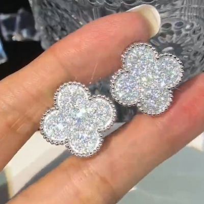 18k White Gold Frivole Diamond Earrings