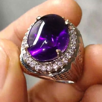 6.2 Carats Amazing Oval Cut Beauty Purple Cab Amethys Ring