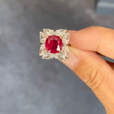 6.05 Carat Round Cut Ruby And Diamond Engagement Ring