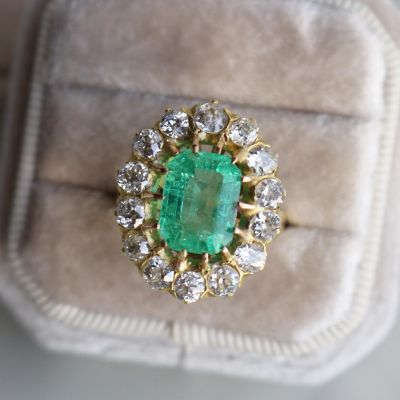 2.5 Carat Victorian Revival Colombian Emerald Diamond 18k Yellow Gold Cluster Ring