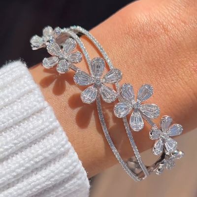20ctw White Sapphire Handmade Flower Bracelet