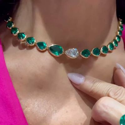 55ctw Pear Cut Emerald & White Sapphire Yellow Gold Handmade Choker Necklace