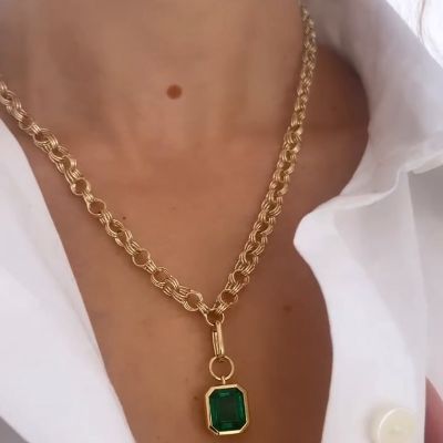 5.17ct Emerald Cut Emerald Green Yellow Gold Triple Link Chain Necklace