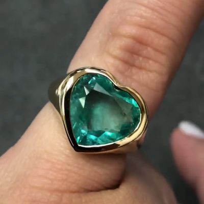 5ct Heart Cut Emerald Handmade Engagement Ring in Yellow Gold