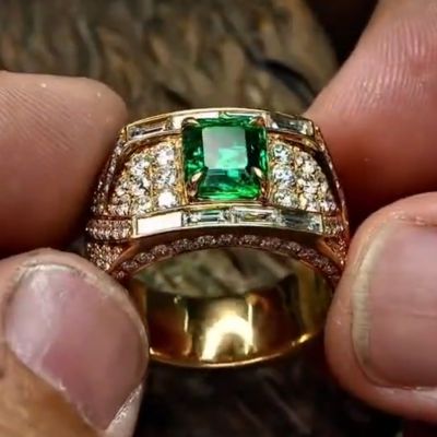 8ct cushion cut emerald sterling silver plated with gold luxury handcrafted men's ring