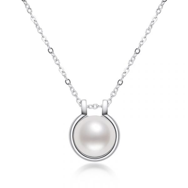 Sterling Silver Elegant White Pearl Necklace
