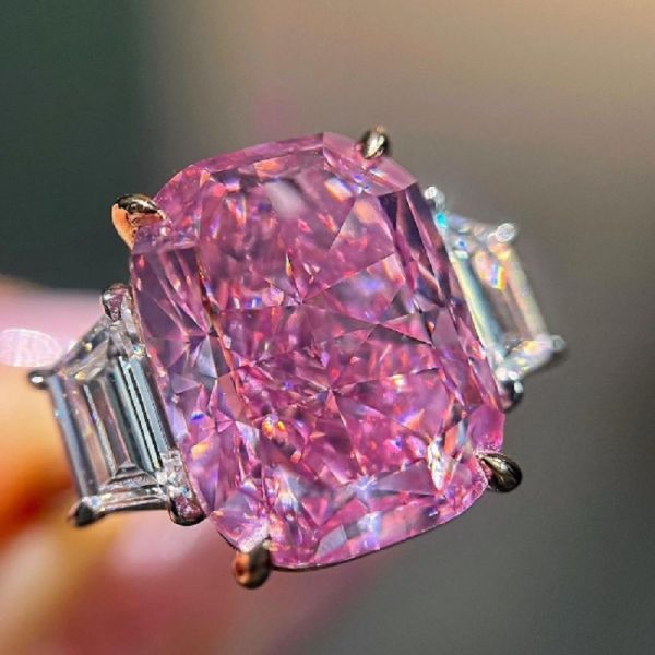 10.57 Carat Emerald Cut Eternal Faney Vivid Purplish Pink Diamond Ring