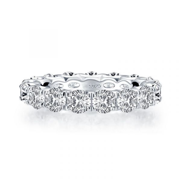 Sterling Silver Modish Round Cut Women's Eternity Wedding Band