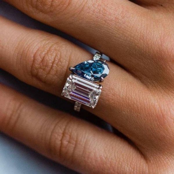 Special Double Stones Design Blue Stone Engagement Ring