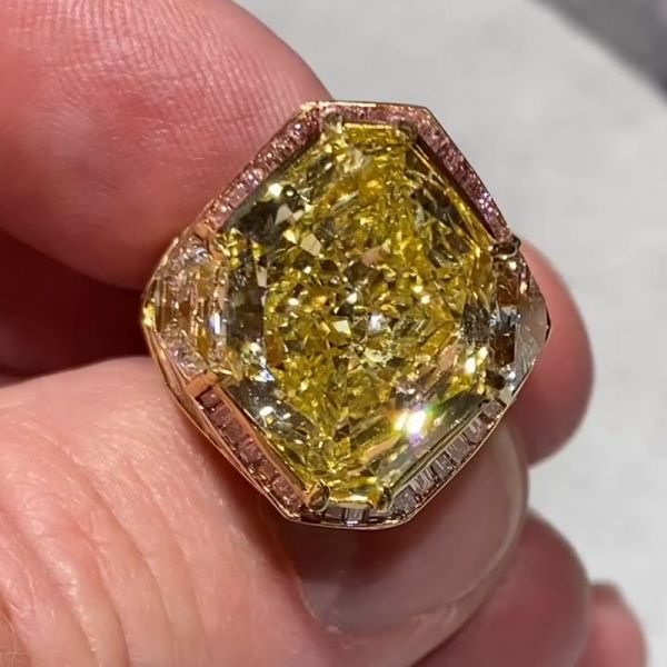 7.5ct Hexagon Cut Yellow Sapphire Invisible Set Yellow Gold Vintage Handmade Ring