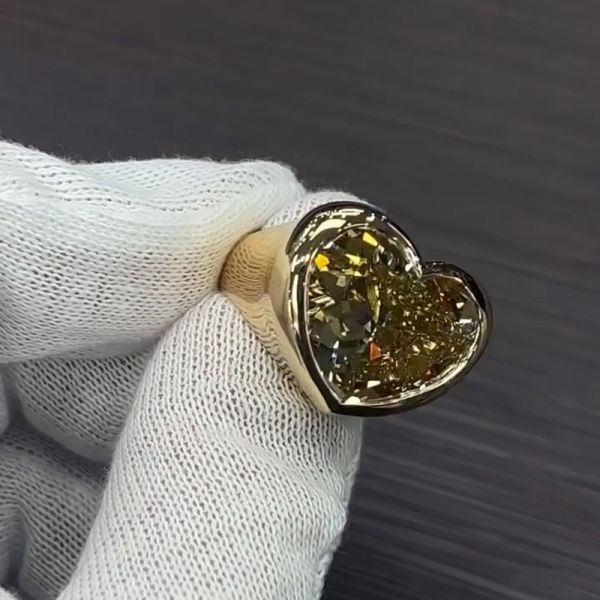 7ct Heart Cut Yellow Sapphire Yellow Gold Handmade Ring