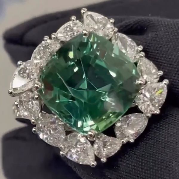 7.5ct Cushion Cut Emerald Green Surrounded By White Pear Gemstones Art Design Ring