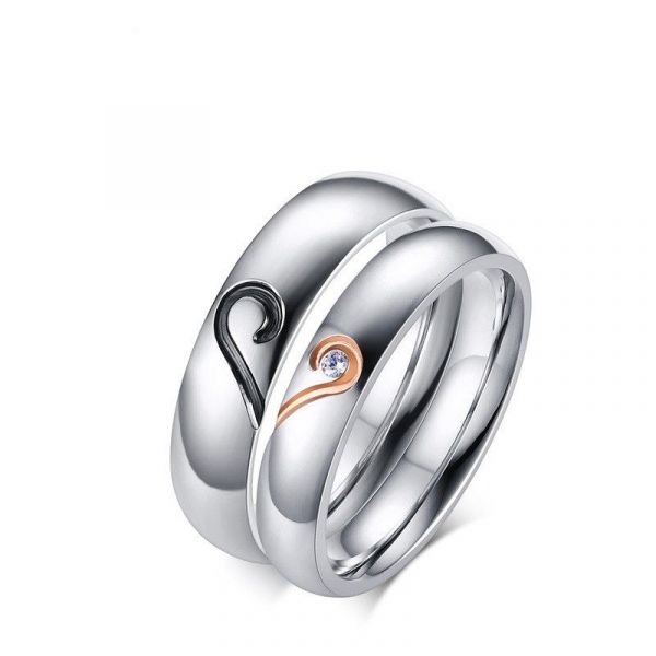 Titanium Steel Unique Heart Design Round Cut Couple Wedding Band Set